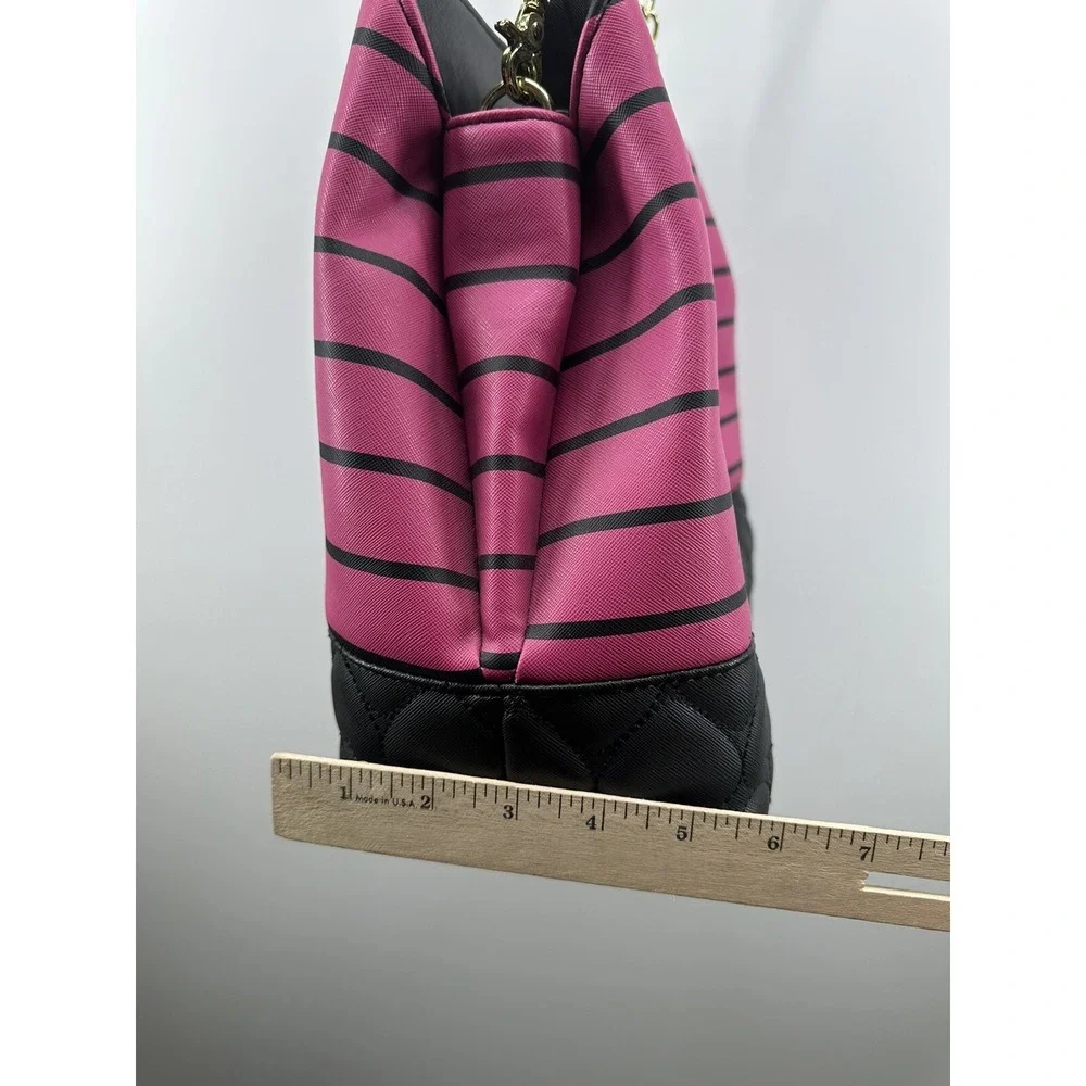 Betsey Johnson Pink Black Striped Heart Quilted Satchel Crossbody Bag‎ Bow Charm